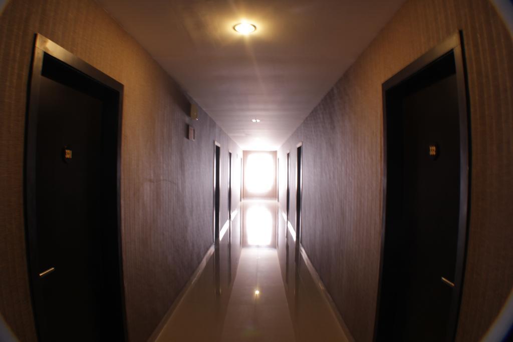 Grand Duta Hotel パル エクステリア 写真