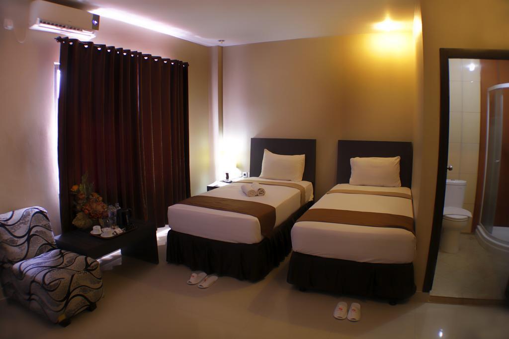 Grand Duta Hotel パル エクステリア 写真